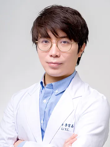 李育嘉 醫師照片