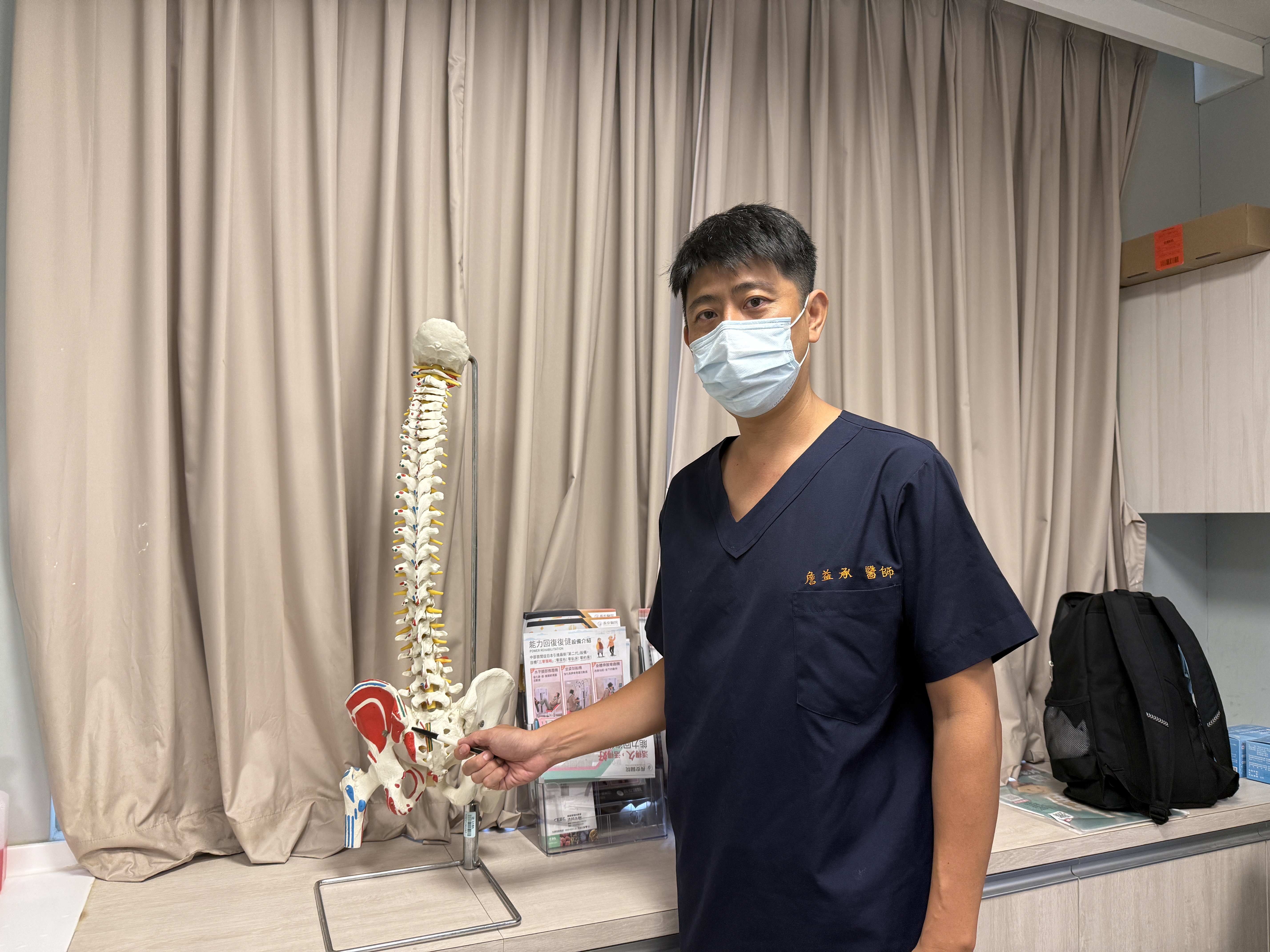 腿麻月餘！醫靠理學檢查揪元兇，增生療法助婦告別假性坐骨神經痛！